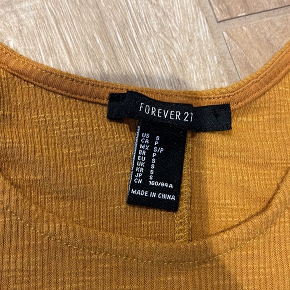 Forever 21 Long Mustard Split Hem Tank SMALL - Picture 6 of 7